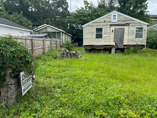 $500,000 | 30 F Street, Charleston, SC 29403