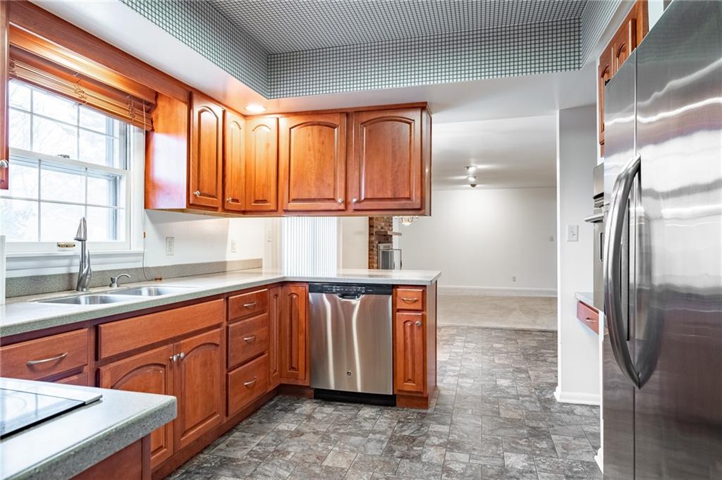 4227 Ridgeway Avenue Columbus, IN 47203 - Photo 13 of 29 Gallery Image 13