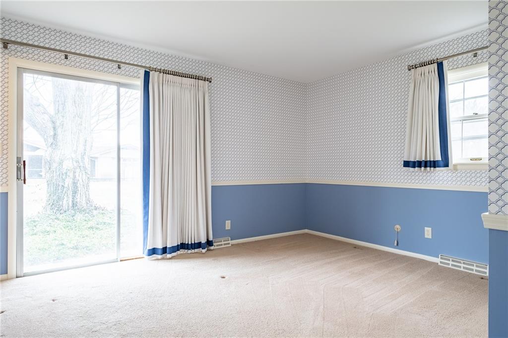 4227 Ridgeway Avenue Columbus, IN 47203 - Photo 14 of 29 Gallery Image 14
