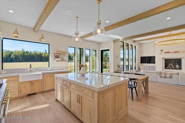 $4,500,000 | 713 North Center Valley Road, Sandpoint, ID 83864