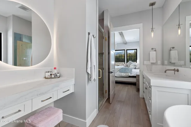 $4,500,000 | 713 North Center Valley Road, Sandpoint, ID 83864