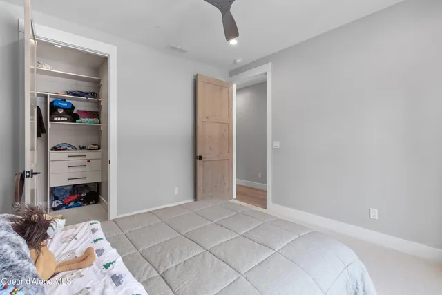 $4,500,000 | 713 North Center Valley Road, Sandpoint, ID 83864