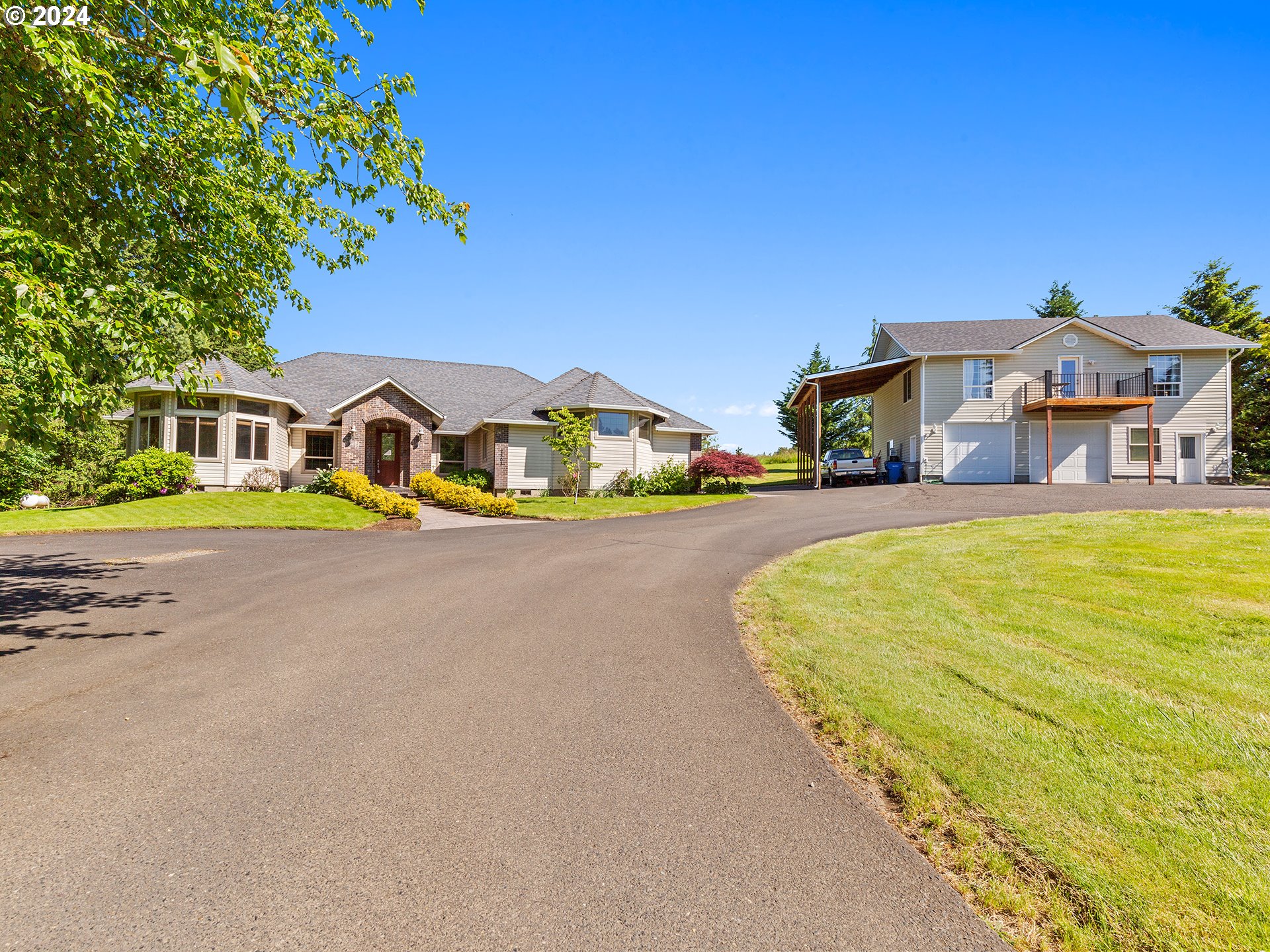 2808 Northeast 179th Street Ridgefield, WA 98642 - Photo 2 of 44