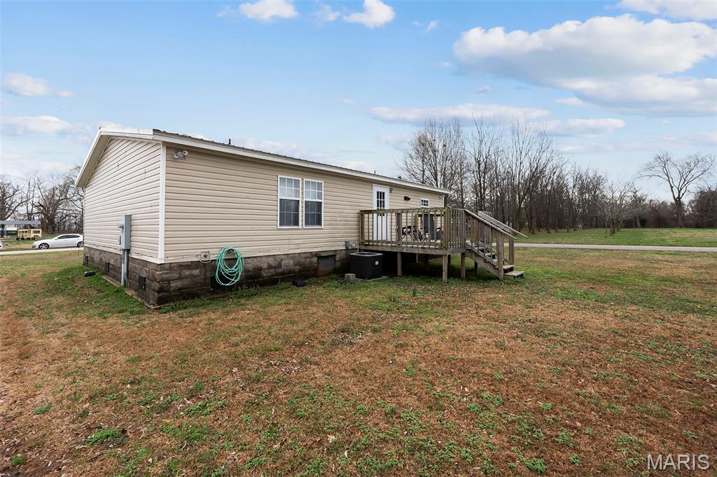 331 Chester Street Benton, MO 63736 - Photo 2 of 22