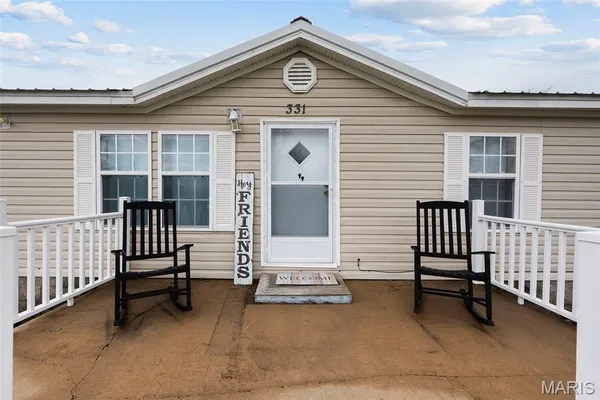 $149,900 | 331 Chester Street, Benton, MO 63736