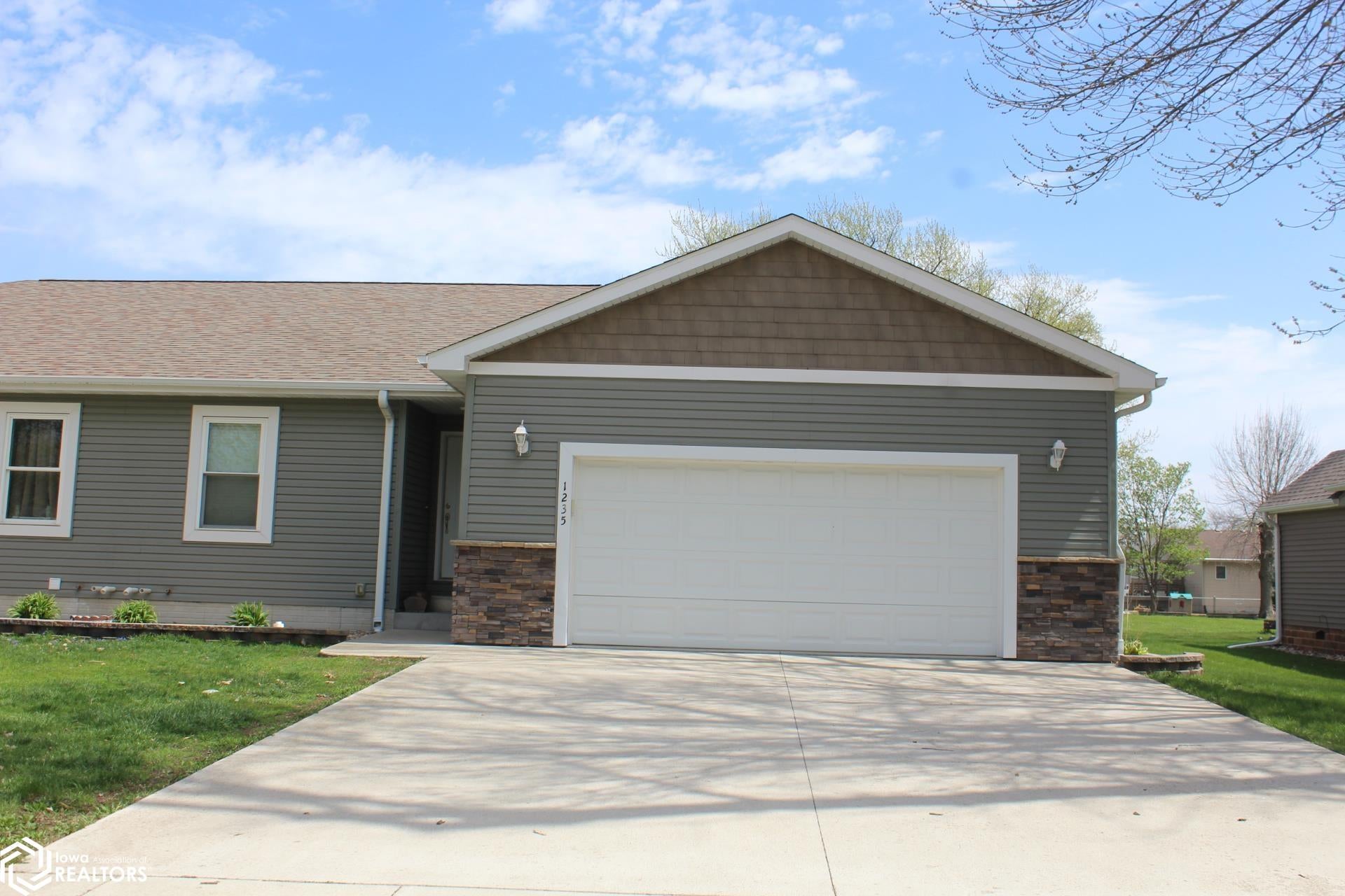 1235 Front Street Garner, IA 50438 - Photo 2 of 20 Gallery Image 2