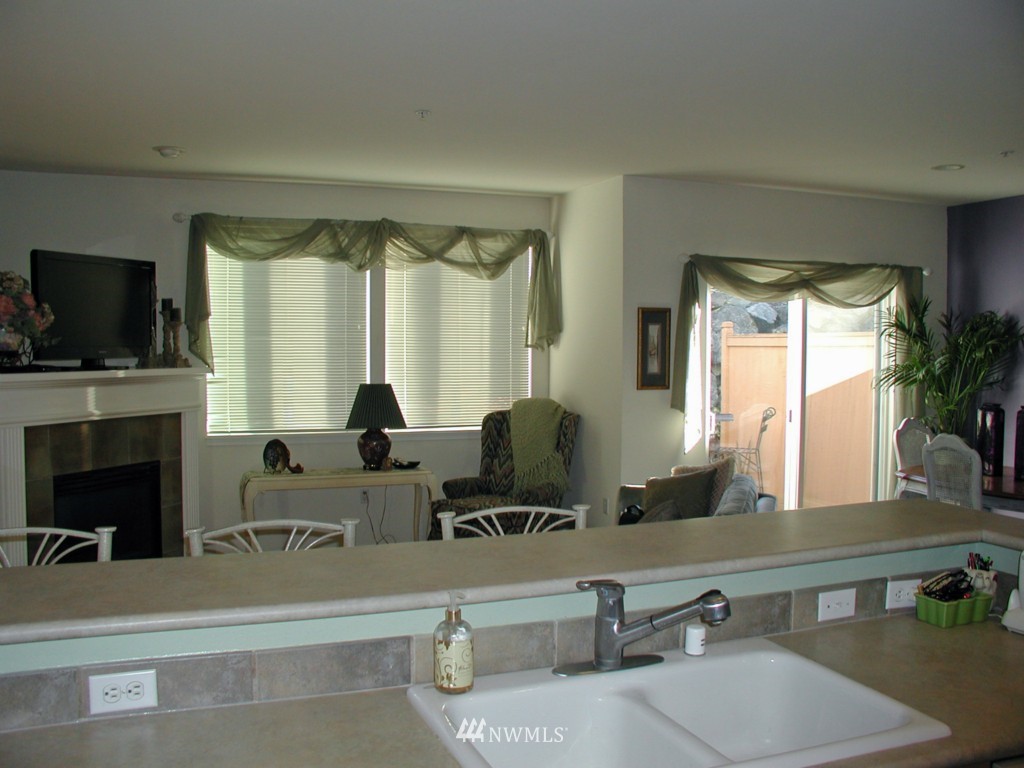 4912 Talbot Place South, Unit D Renton, WA 98055 - Photo 7 of 15