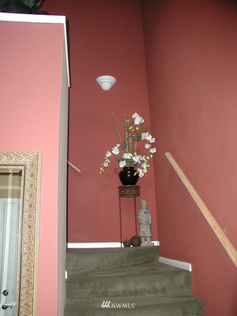 4912 Talbot Place South, Unit D Renton, WA 98055 - Photo 10 of 15