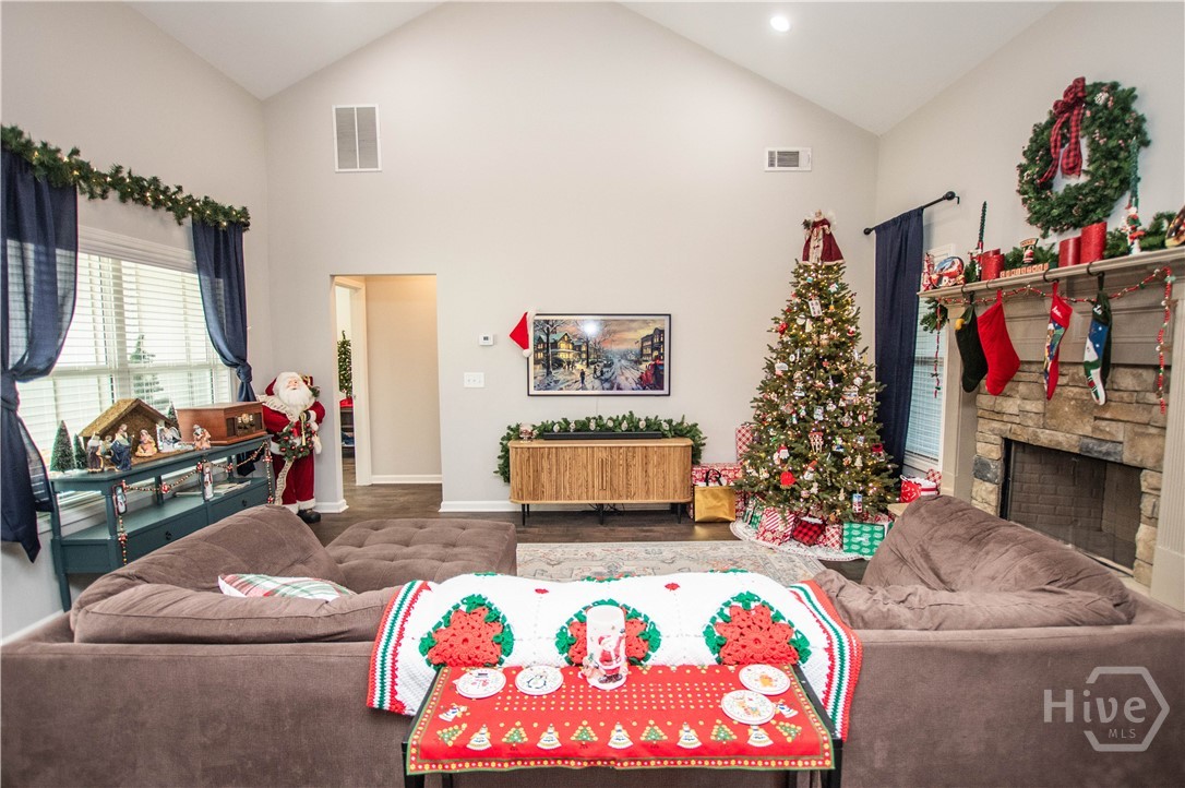 148 Chestnut Trail Commerce, GA 30529 - Photo 12 of 49 Gallery Image 12