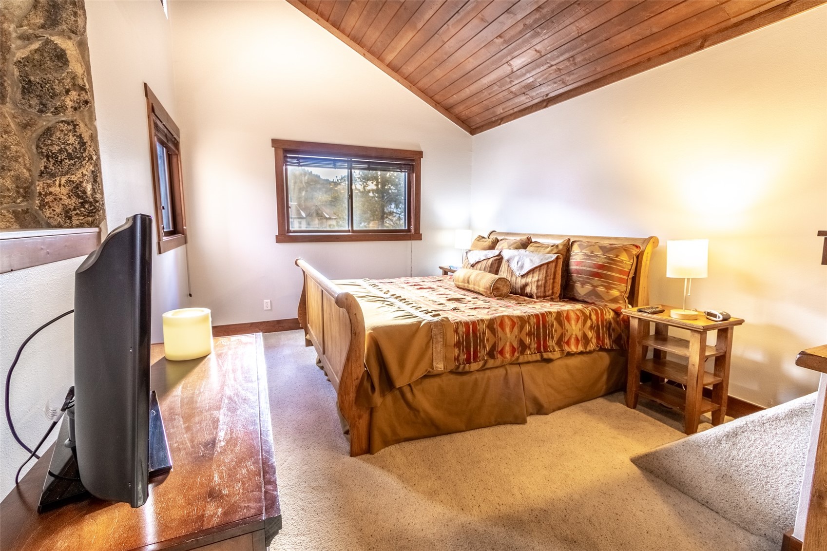 67 West Hansen Road Keystone, CO 80435 - Photo 14 of 42 Master bedroom on the top level featuring king size bed