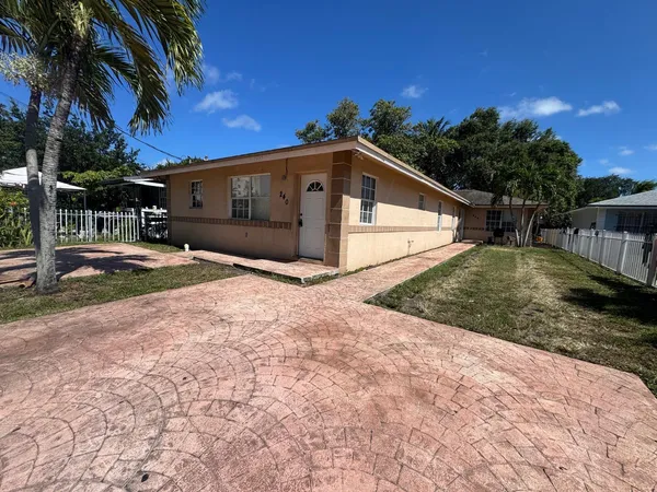 $3,200 | 240 Northwest 56th Street, Miami, FL 33127