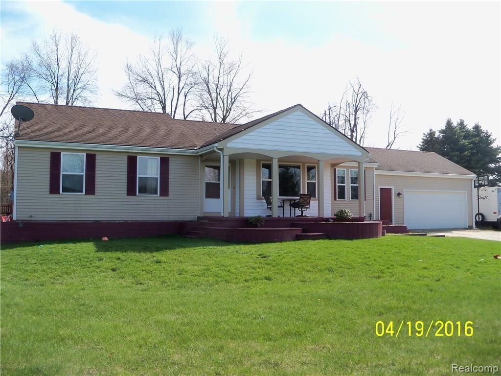 10550 County Line Road Ortonville, MI 48462 - Photo 1 of 39 027.JPG