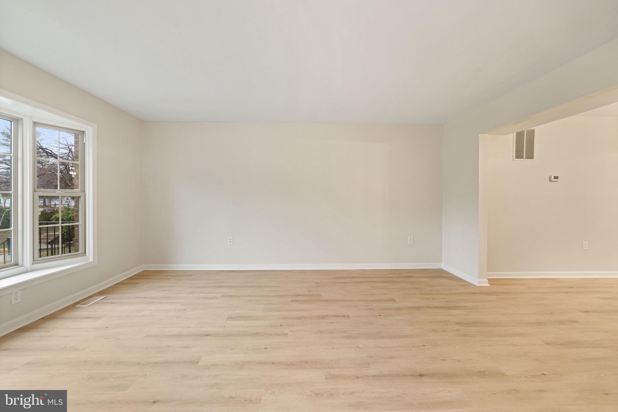 6316 Montrose Road Rockville, MD 20852 - Photo 16 of 35 Living Room