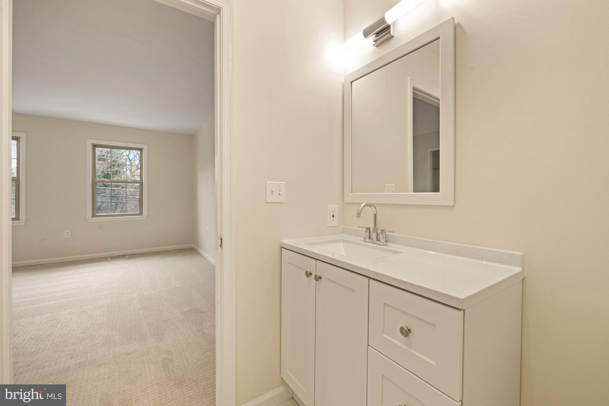 6316 Montrose Road Rockville, MD 20852 - Photo 24 of 35 Primary Bath