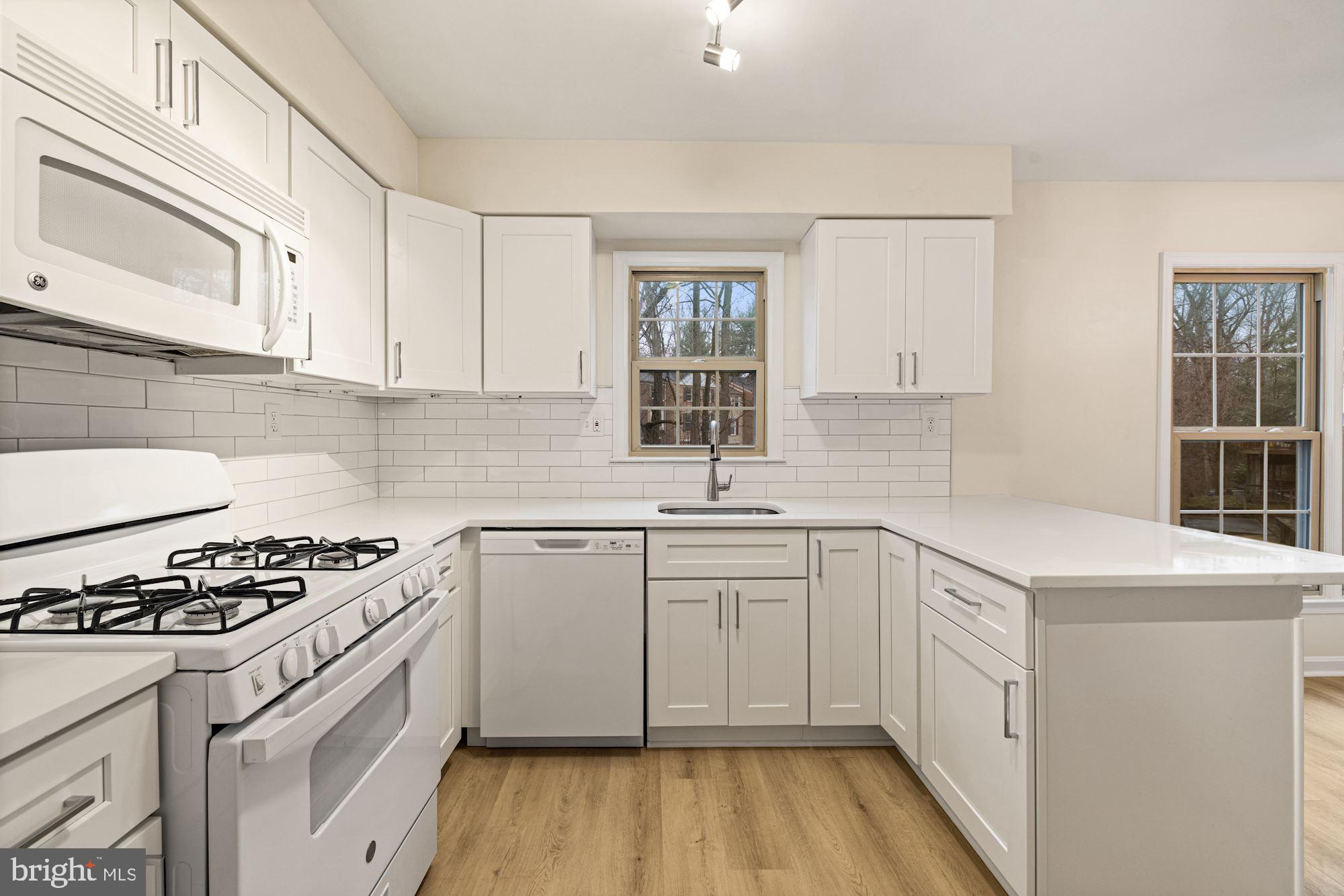 6316 Montrose Road Rockville, MD 20852 - Photo 4 of 35 Kitchen