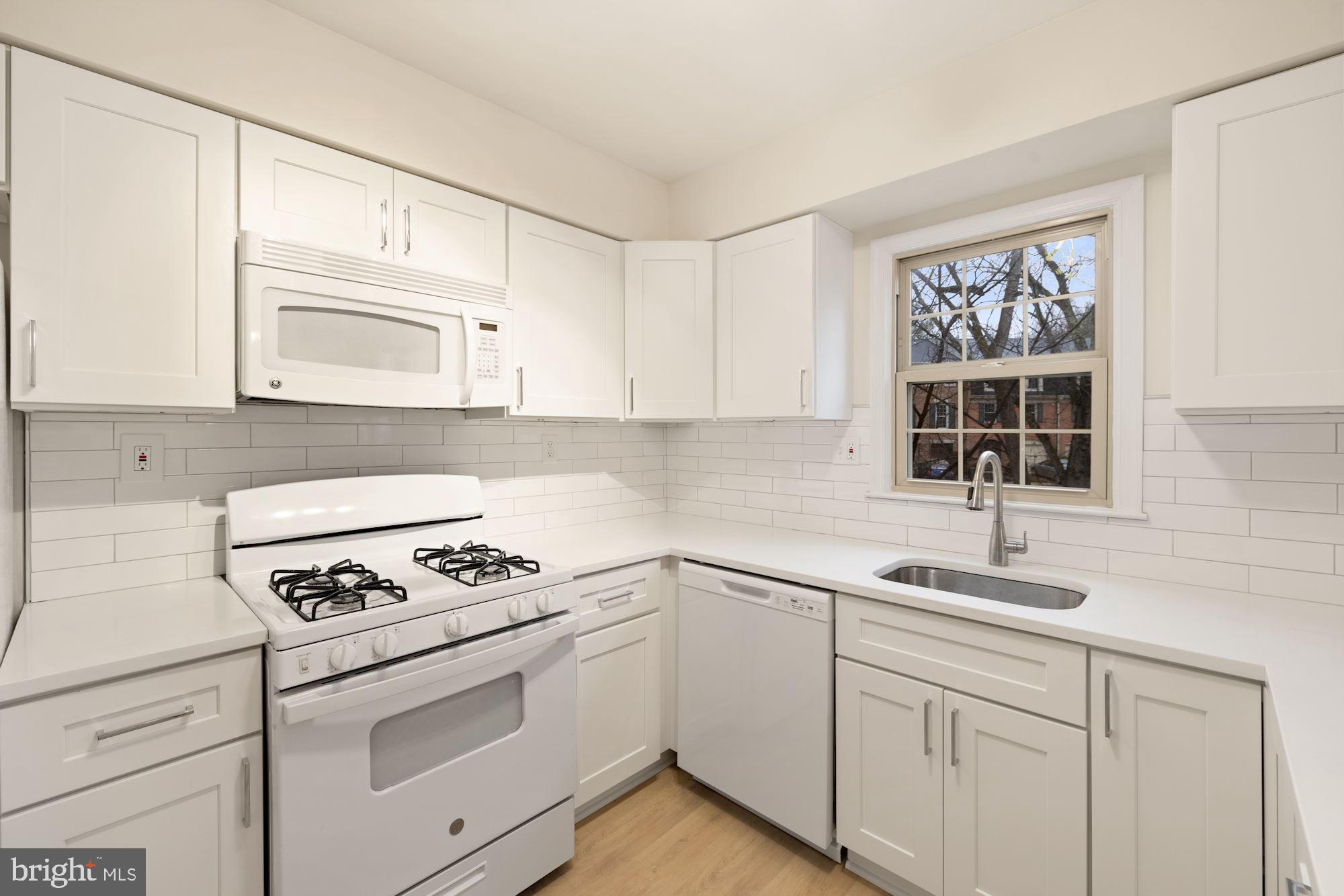 6316 Montrose Road Rockville, MD 20852 - Photo 6 of 35 Kitchen