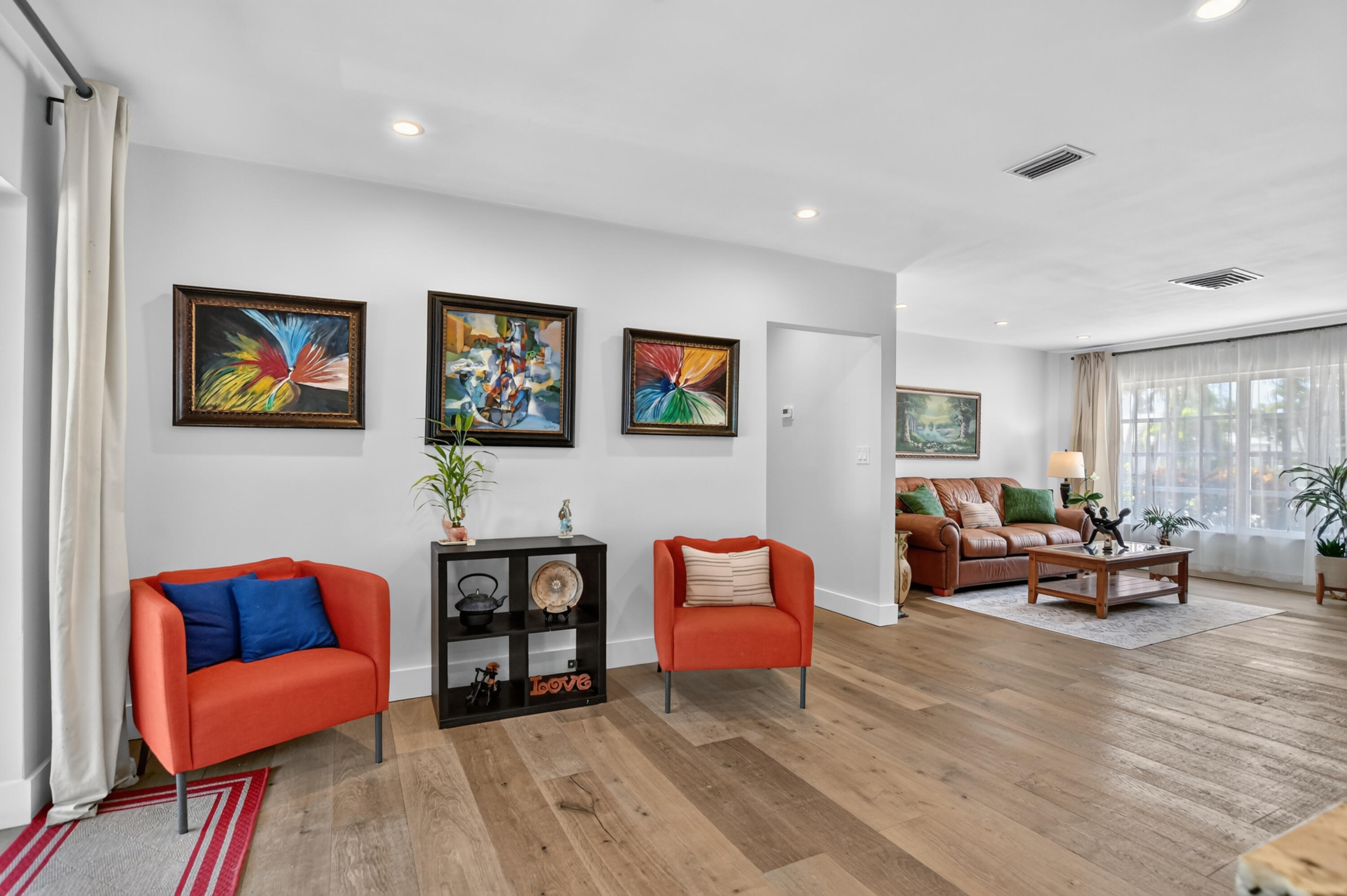 741 Berkley Street Boca Raton, FL 33487 - Photo 4 of 28 Livingroom