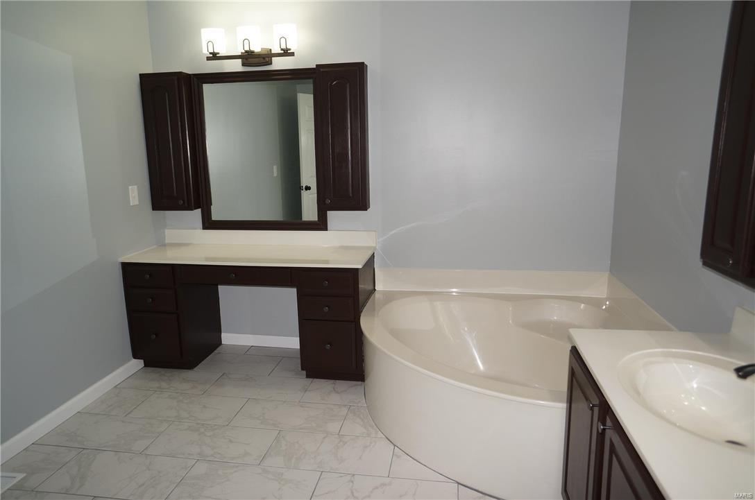 6000 Hagemann Road St. Louis, MO 63128 - Photo 16 of 29 Gallery Image 16