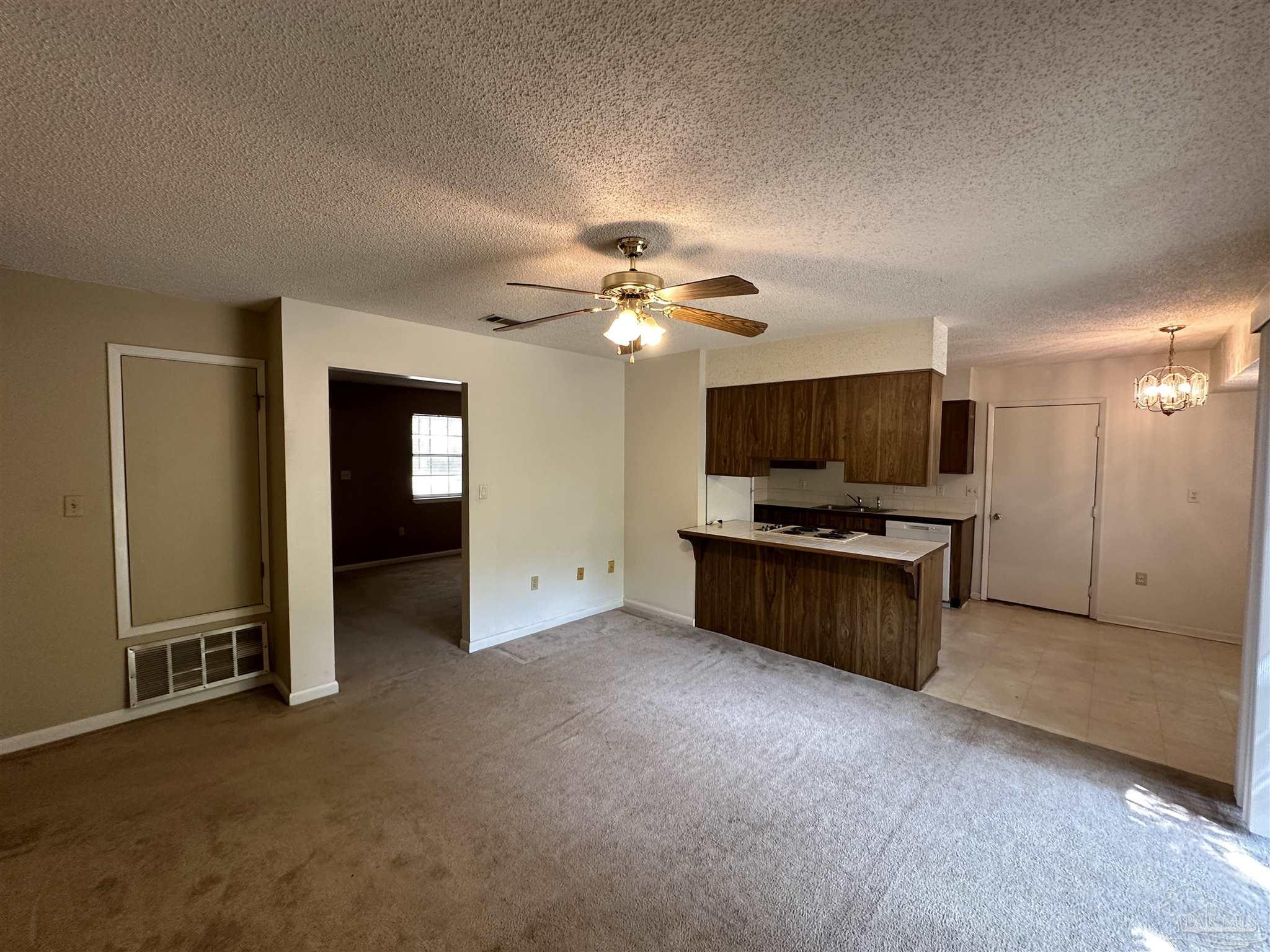 511 Maple Avenue Niceville, FL 32578 - Photo 5 of 17 a view of workspace with furniture