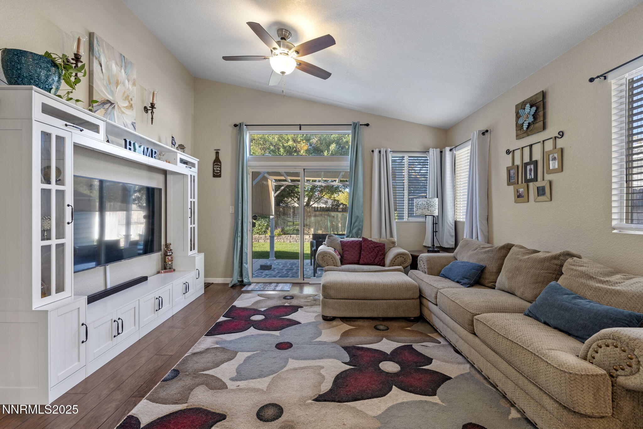 2155 Eagle Greens Drive Reno, NV 89521 - Photo 15 of 31 a living room with furniture and a flat screen tv