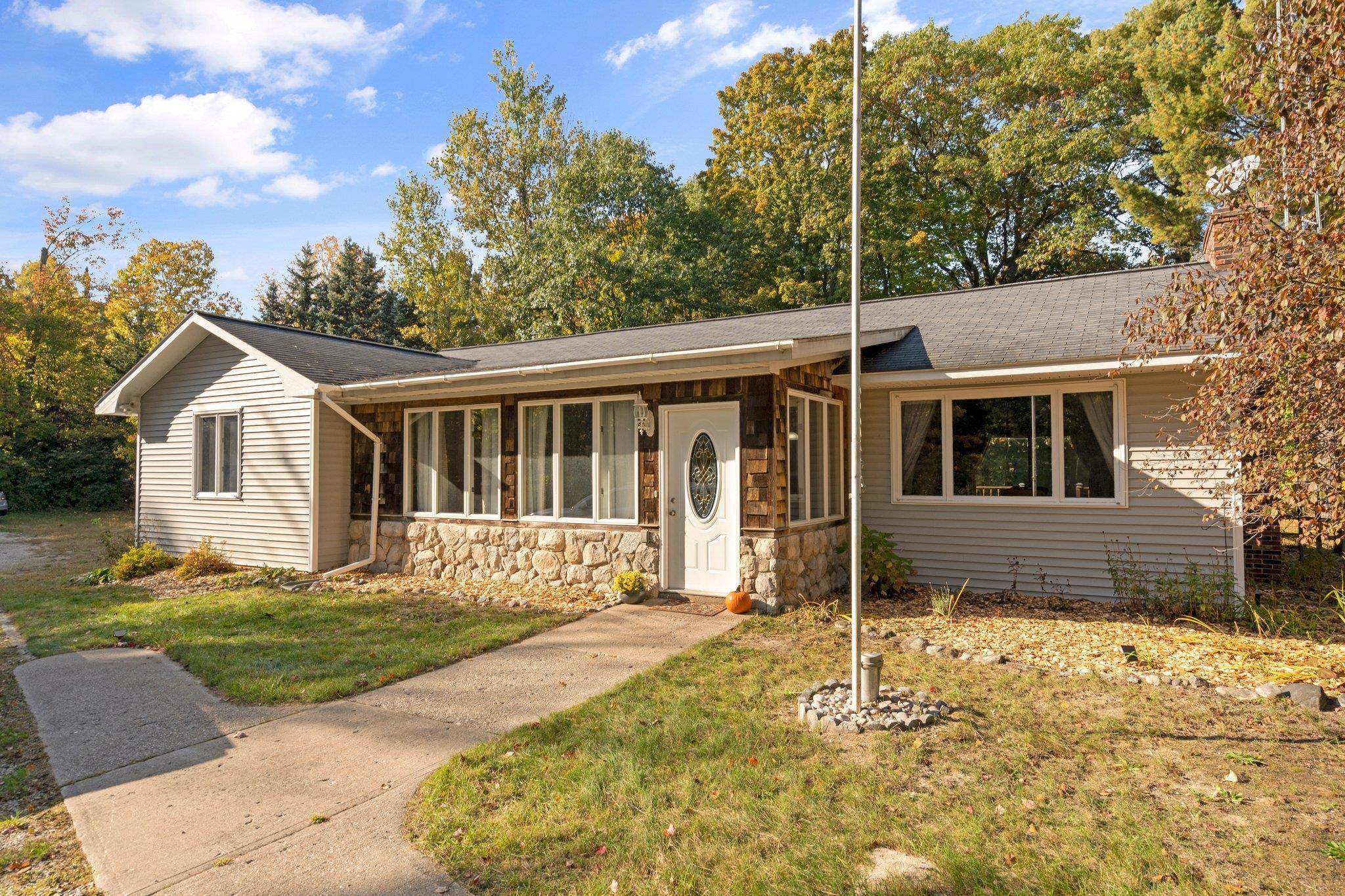 3008 Indian Hill Road Honor, MI 49640 - Photo 1 of 45 1905982.JPG