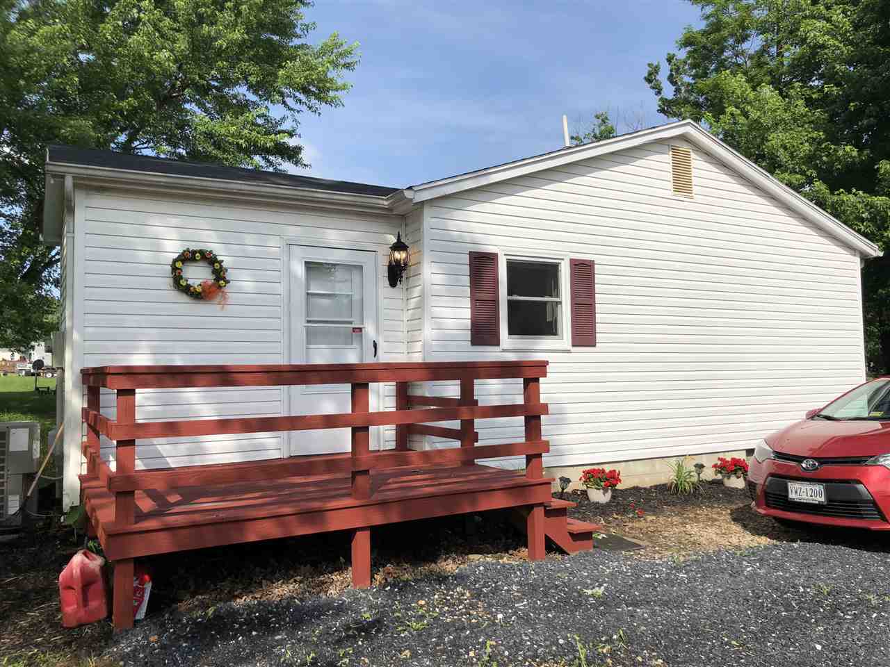 410 Dry Branch Road Churchville, VA 24421 - Photo 4 of 15 Gallery Image 4