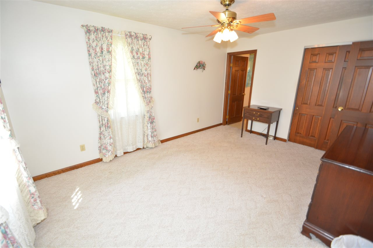 355 Dry Ridge Mt Zion Road Dry Ridge, KY 41035 - Photo 13 of 30