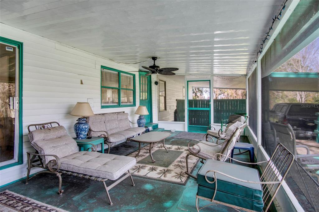 10111 Moore Road Lakeland, FL 33809 - Photo 15 of 43 Gallery Image 15