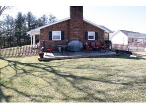 228 Webb Road Piney Flats, TN 37686 - Photo 11 of 16 Deck Area