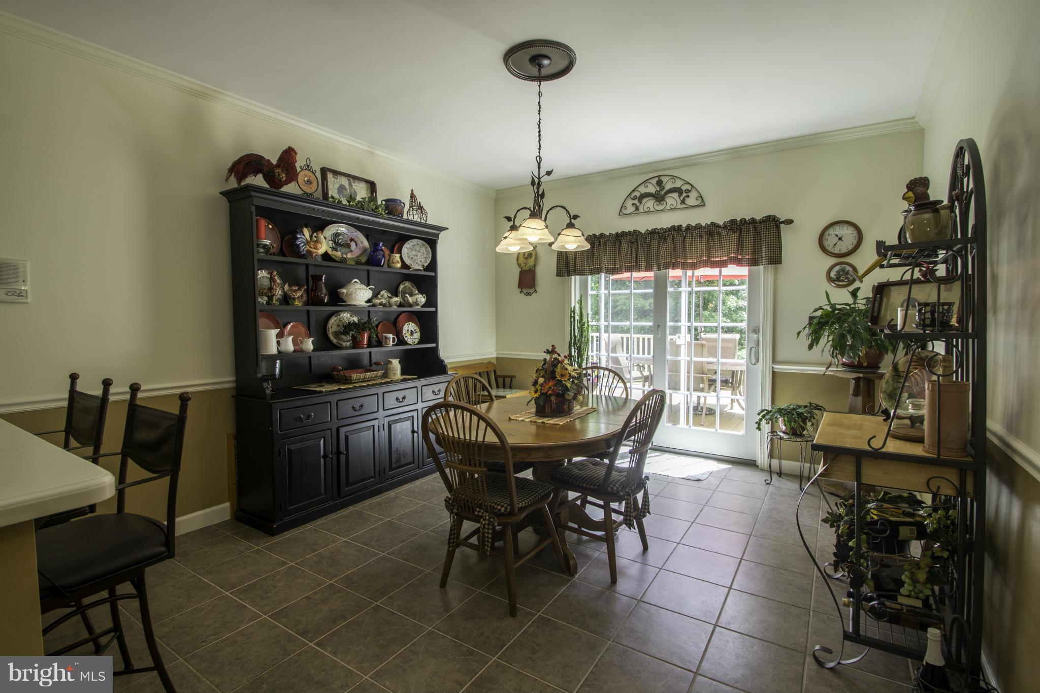 1788 Bayside Beach Road Pasadena, MD 21122 - Photo 8 of 30 Dining Room