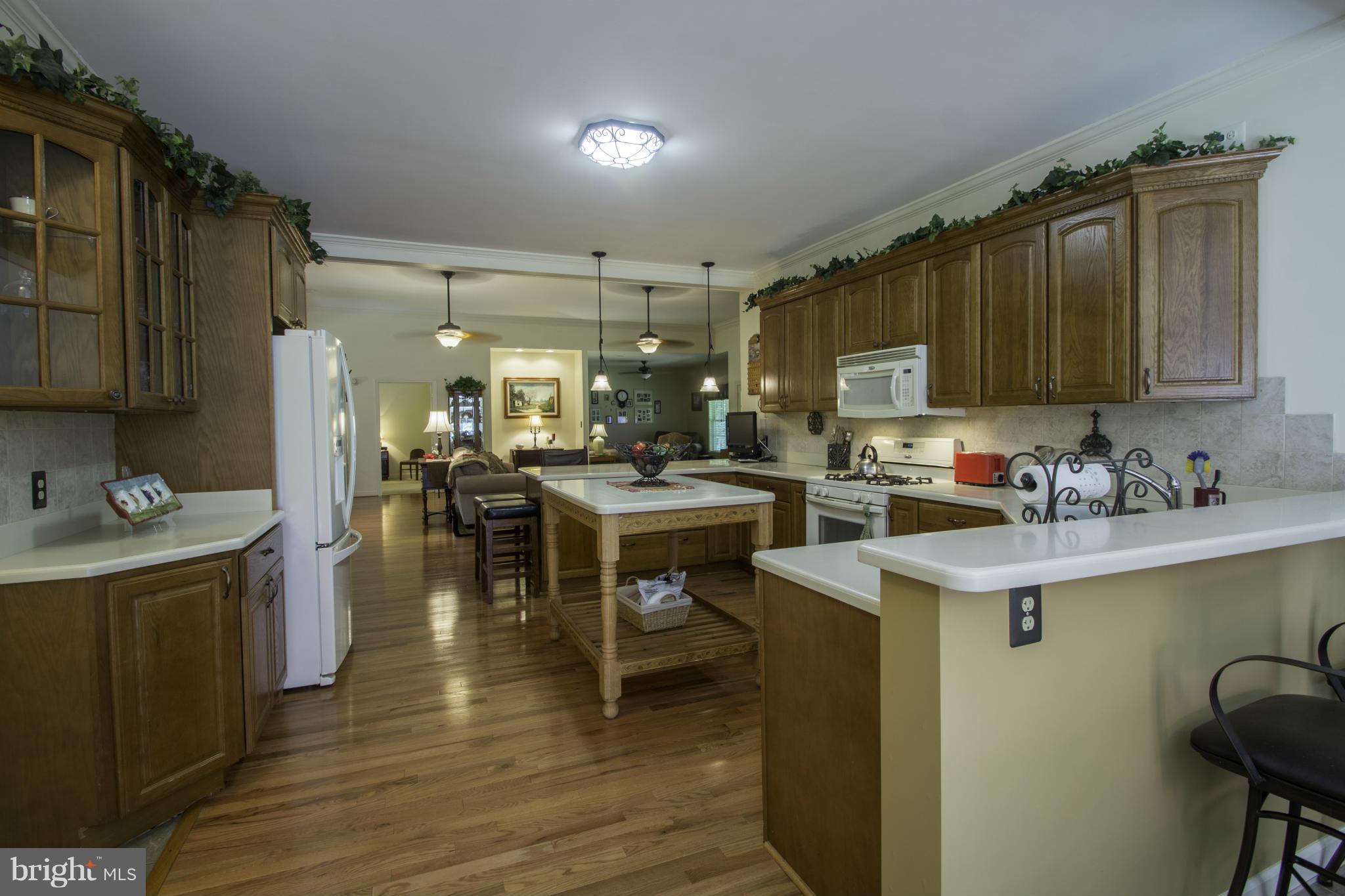1788 Bayside Beach Road Pasadena, MD 21122 - Photo 10 of 30 Kitchen