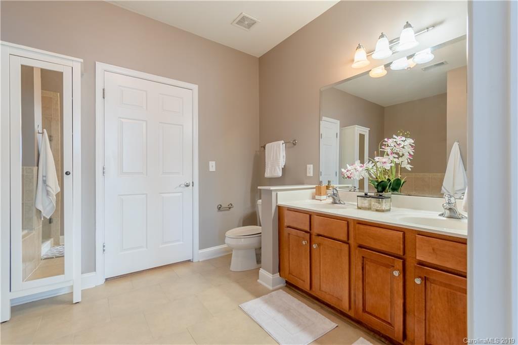 637 Williamson Road, Unit 204 Mooresville, NC 28117 - Photo 20 of 42