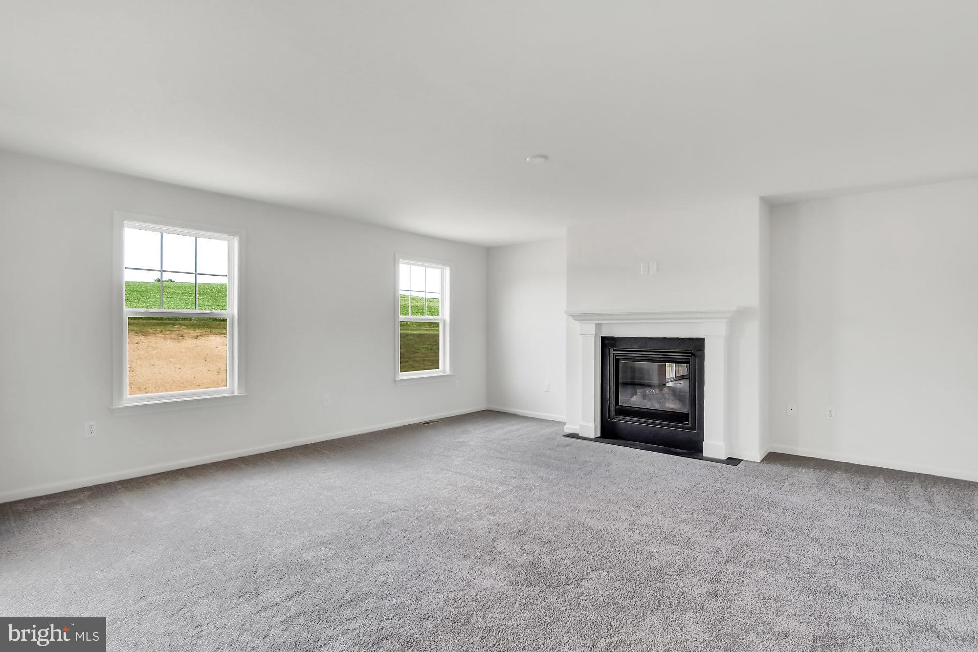 658 Rishel Drive York, PA 17406 - Photo 5 of 21 Gallery Image 5
