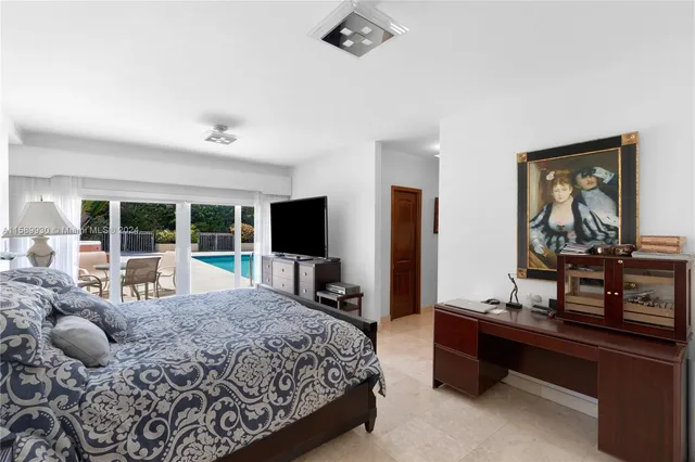 $3,750,000 | 530 Ocean Boulevard, Golden Beach, FL 33160