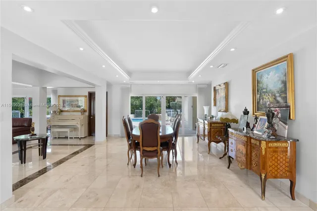 $3,750,000 | 530 Ocean Boulevard, Golden Beach, FL 33160