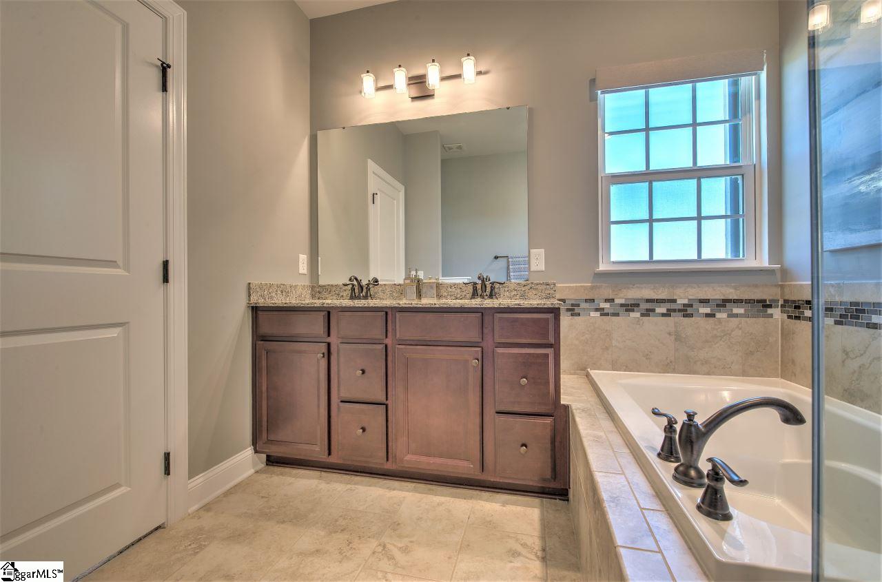 258 Rocky Slope Road Greenville, SC 29607 - Photo 19 of 33 Gallery Image 19