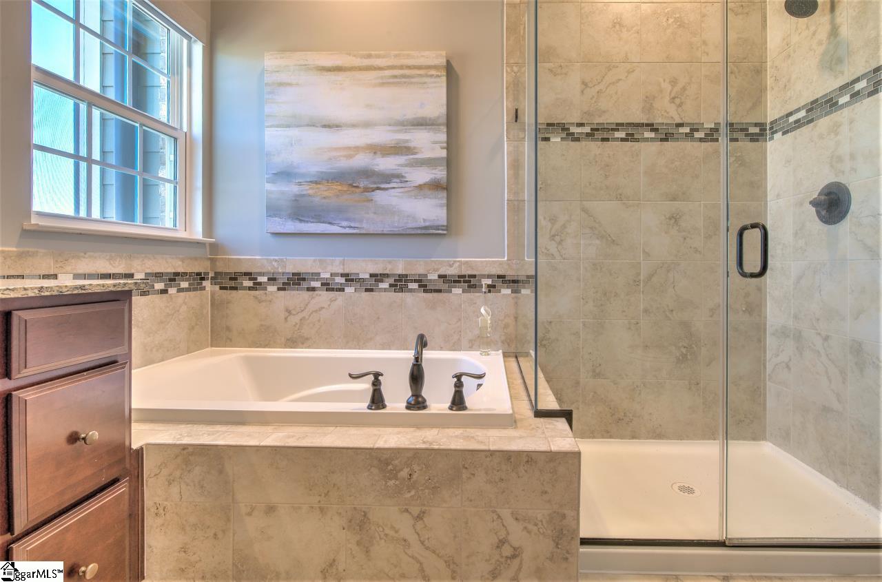 258 Rocky Slope Road Greenville, SC 29607 - Photo 20 of 33 Gallery Image 20