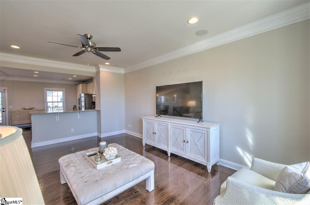 258 Rocky Slope Road Greenville, SC 29607 - Photo 8 of 33 Gallery Image 8