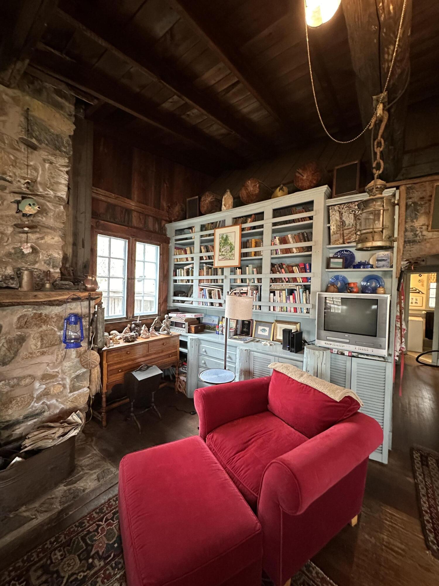 41 Circuit Road York, ME 03902 - Photo 23 of 113