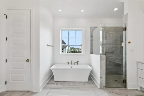 $1,098,000 | 809 Chretien Point Avenue, Covington, LA 70433