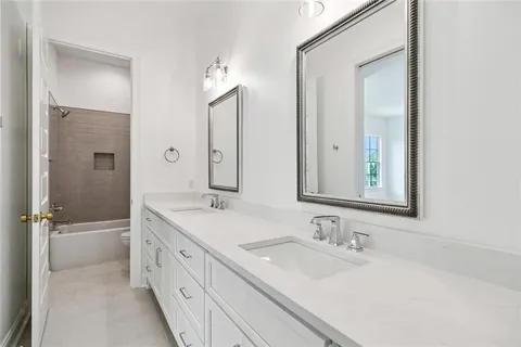 $1,098,000 | 809 Chretien Point Avenue, Covington, LA 70433