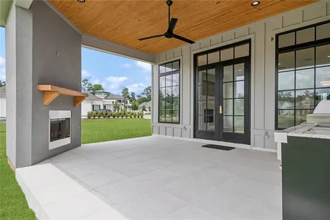 $1,098,000 | 809 Chretien Point Avenue, Covington, LA 70433