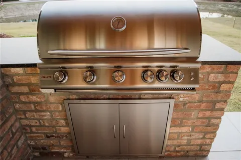 $1,098,000 | 809 Chretien Point Avenue, Covington, LA 70433