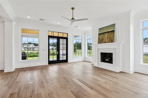 $1,098,000 | 809 Chretien Point Avenue, Covington, LA 70433