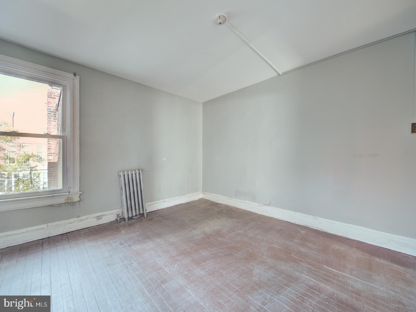 1129 Girard Street Northwest Washington, DC 20009 - Photo 38 of 53