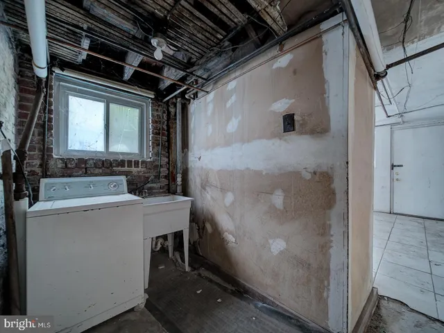 $839,000 | 1129 Girard Street Northwest, Washington, DC 20009