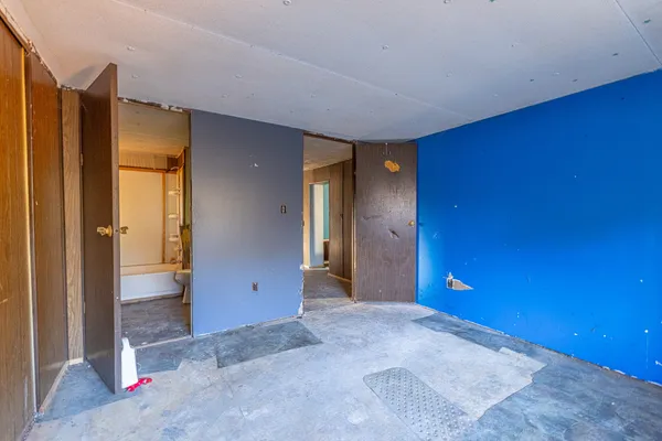 $59,999 | 141 Bluebird Drive, Onalaska, TX 77360