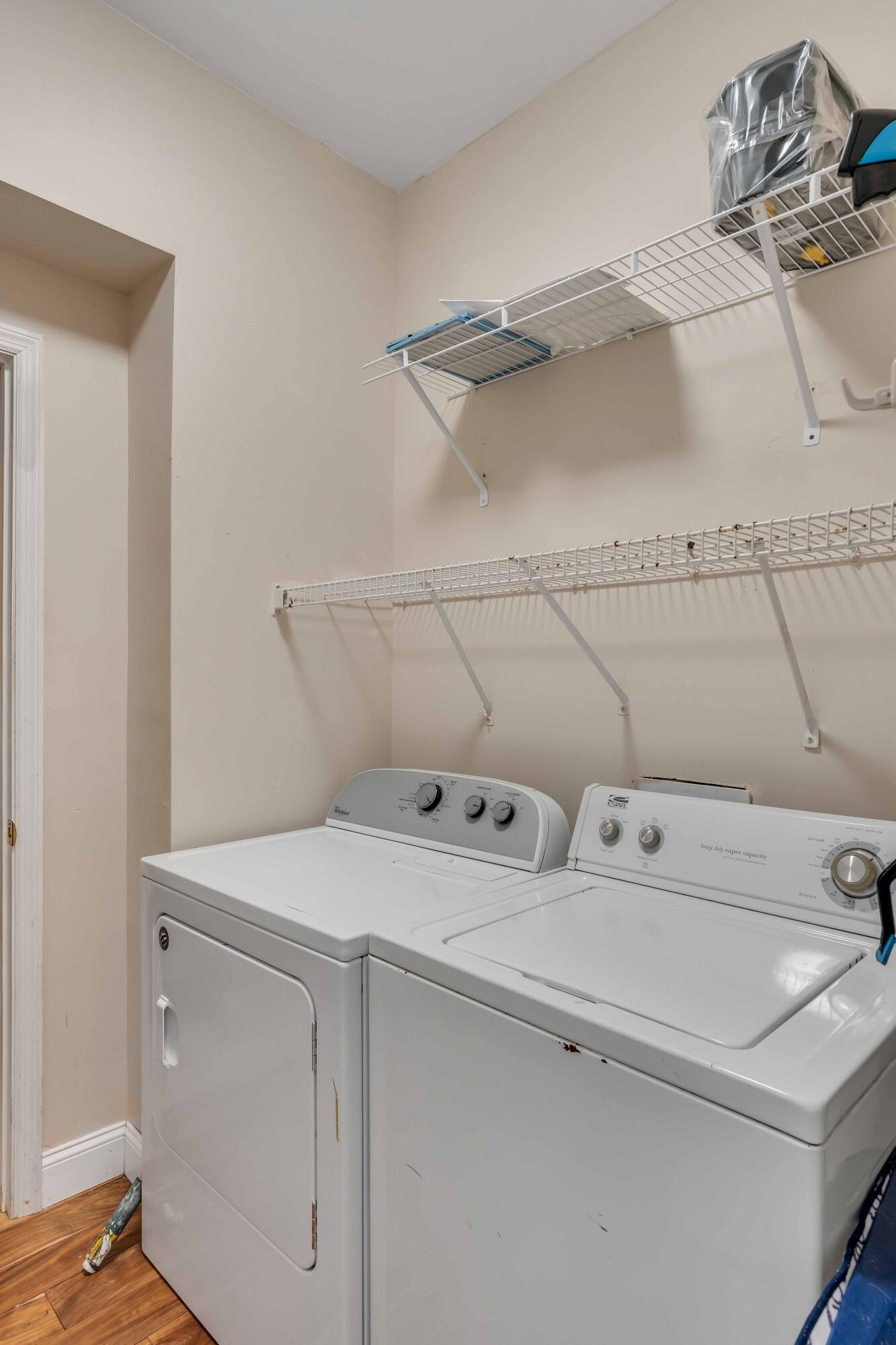 8 Coming Street, Unit B Charleston, SC 29401 - Photo 16 of 24 8BComingStreet_NickCannPhoto-21