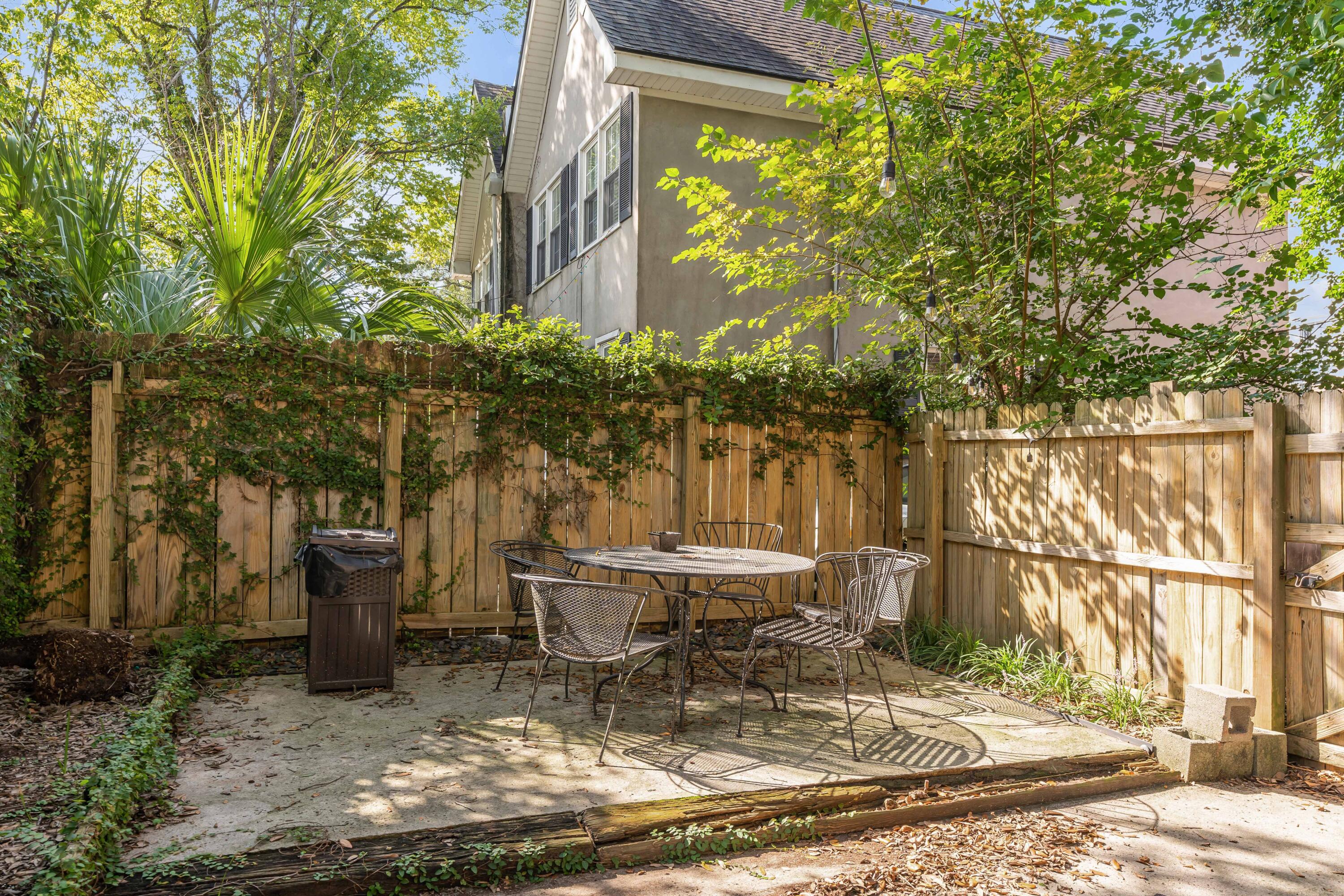 8 Coming Street, Unit B Charleston, SC 29401 - Photo 17 of 24 8BComingStreet_NickCannPhoto-24
