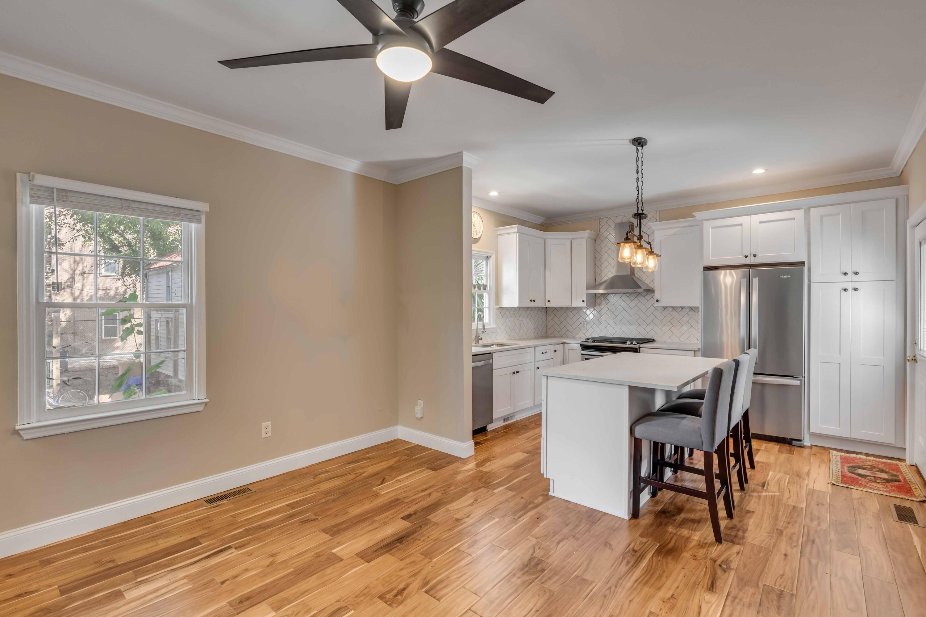 8 Coming Street, Unit B Charleston, SC 29401 - Photo 2 of 24 8BComingStreet_NickCannPhoto-19
